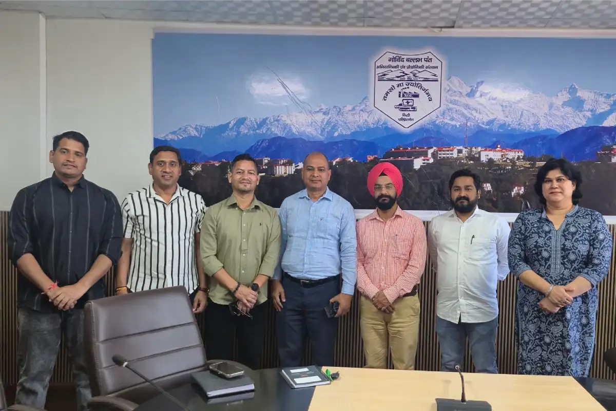 TRAINING, INTERNSHIPS & PLACEMENTS Helping Uttarakhandi students from hill colleges build better careers.